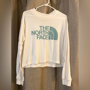 NWOT North Face Long Sleeve Crop